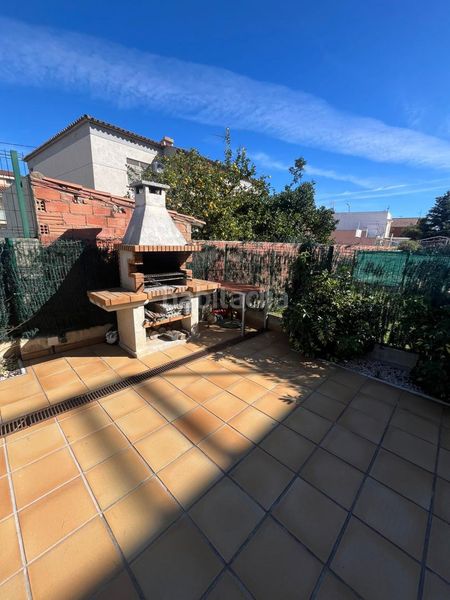 Foto dbceef02-61e4-40dc-bf9a-e75dd5fd4bad. Semi detached house with heating parking in Ponent Reus
