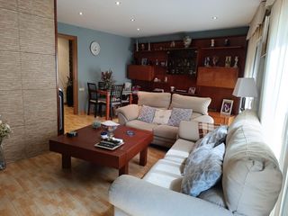 Casa adossada  Del doctor gimbernat. Inmueble ideal para los inversores que buscan una elevada rentab