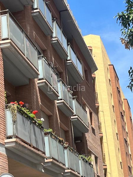 Foto b512b1e8-b694-4c38-8e51-45ff77313f2f. Piso en Centre Reus