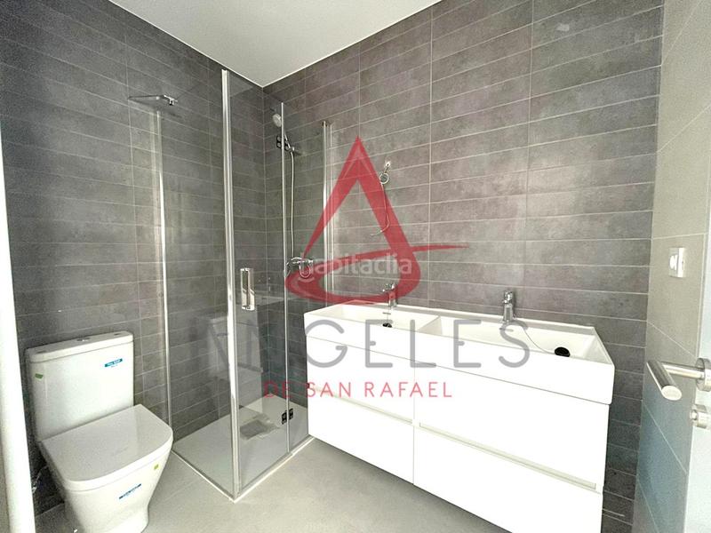 Foto b20295fb-3ec8-4aa9-95c0-939b4dad4925. Casa bifamiliare con riscaldamento parcheggio in Vegas de Matute