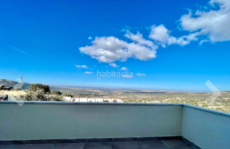 Foto 4a8bccf3-5e4c-4440-be6e-03d7a58104c8. Chalet with fireplace heating parking pool in Los Ángeles de San Rafael Espinar (El)