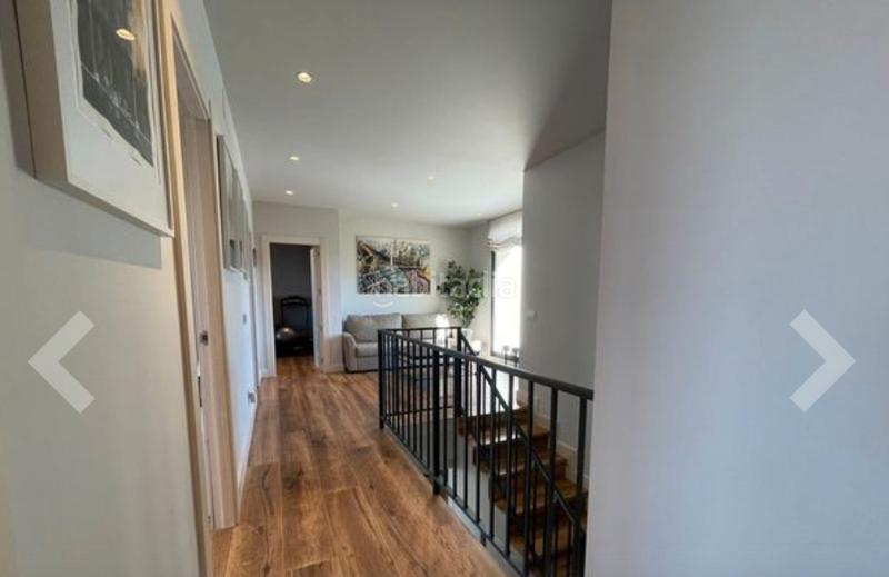 Foto 79e8a0e3-6c80-489c-ab92-6cda73fb8b6a. Chalet with fireplace heating parking pool in Los Ángeles de San Rafael Espinar (El)