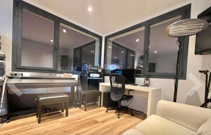 Foto 8b4b8777-50d0-453e-8172-12ff8235a379. Chalet with fireplace heating parking pool in Los Ángeles de San Rafael Espinar (El)