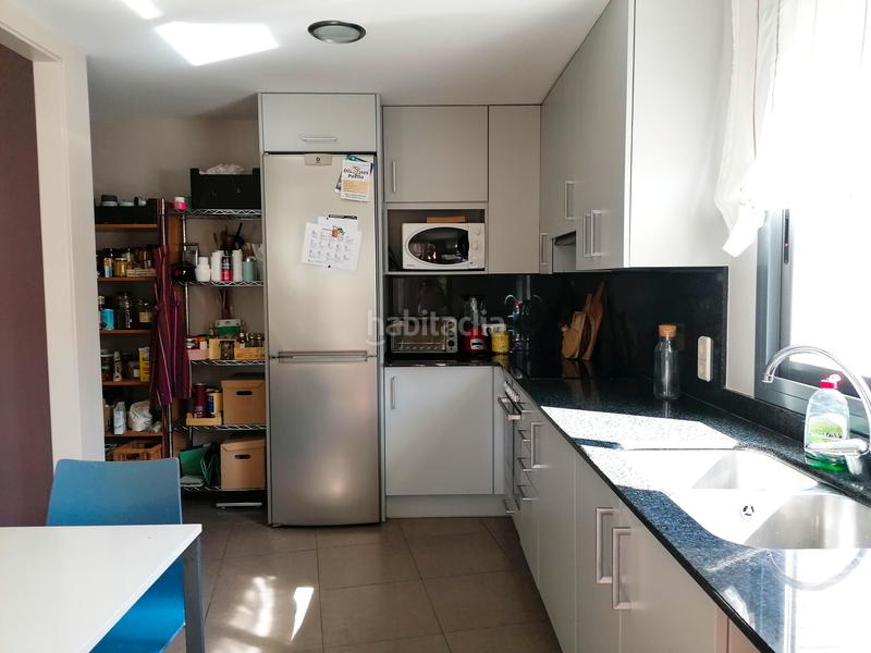 Foto 2aab574f-7755-45c6-806f-4fda0752373a. Planta baja en carrer vila de toluges 3 pis ampli de 4 habitacions en planta baixa amb jardí. en Borges Blanques (Les)