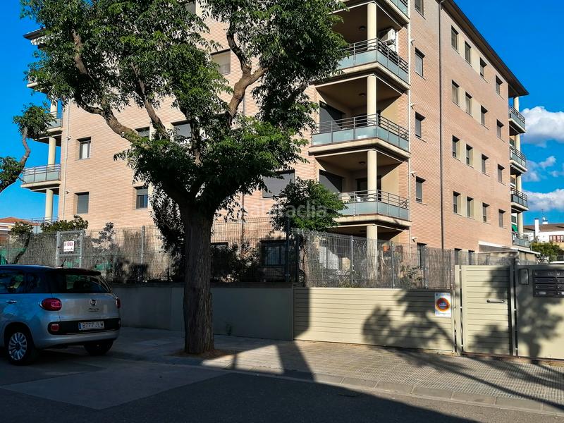 Foto c4f6d812-c5dc-4bd8-ab18-a0138a73b6d3. Planta baja en carrer vila de toluges 3 pis ampli de 4 habitacions en planta baixa amb jardí. en Borges Blanques (Les)