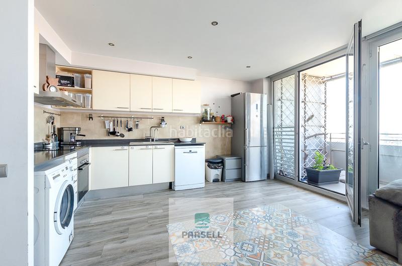 Foto 05fda007-381a-466f-9445-0ba0b48ec34b. Piso  en venta, planta 15º con piscina, diagonal mar en Barcelona