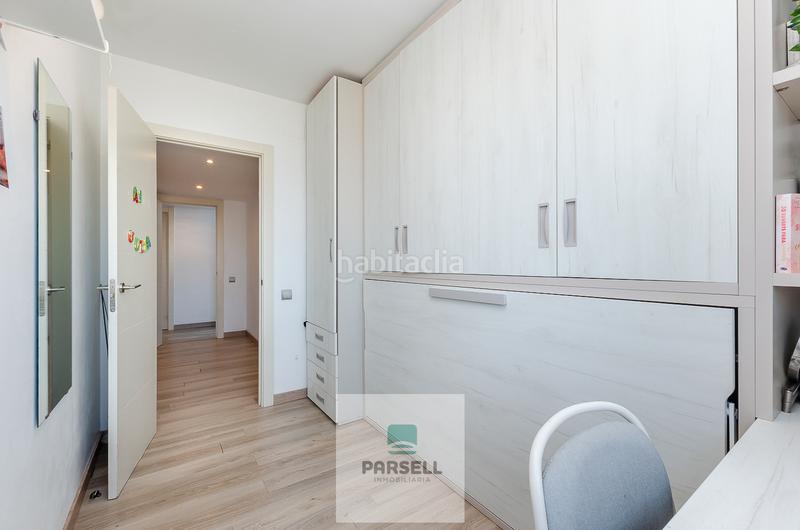 Foto 2c8ebced-ef48-41e6-b33b-1ecd98ca61aa. Piso  en venta, planta 15º con piscina, diagonal mar en Barcelona