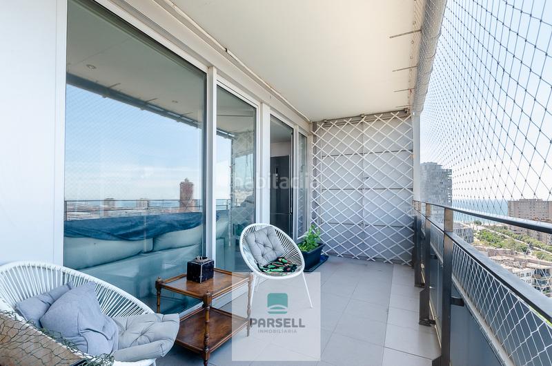 Foto 3e4bfa62-73ae-4108-ab37-48551532b403. Piso  en venta, planta 15º con piscina, diagonal mar en Barcelona