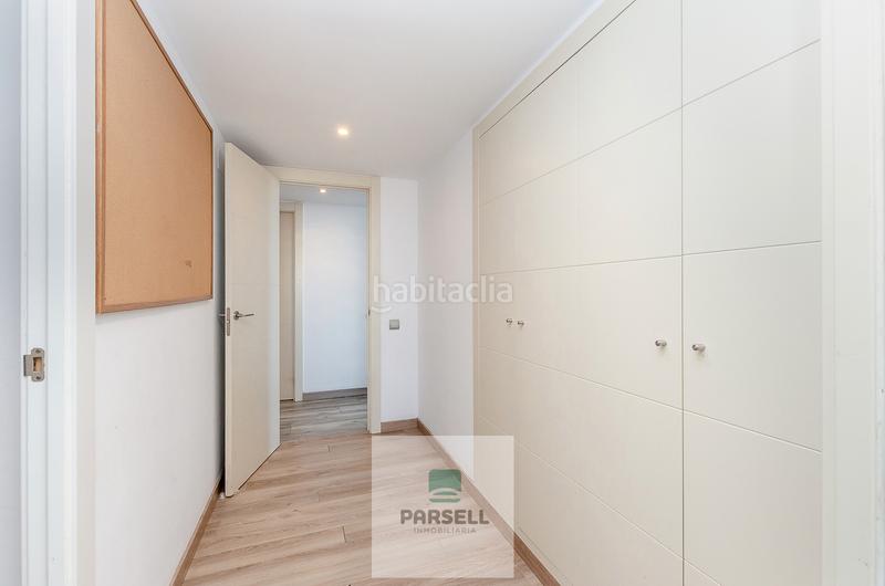 Foto 57445733-36fa-4abb-989b-4a160031a2dd. Piso  en venta, planta 15º con piscina, diagonal mar en Barcelona