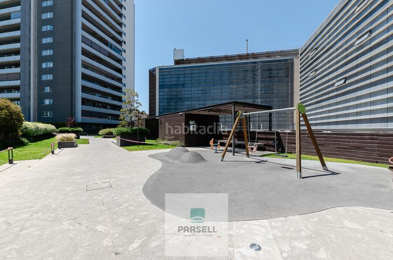 Foto 5fde6823-f8f6-4221-b7ef-2e82b61e8f5b. Piso  en venta, planta 15º con piscina, diagonal mar en Barcelona