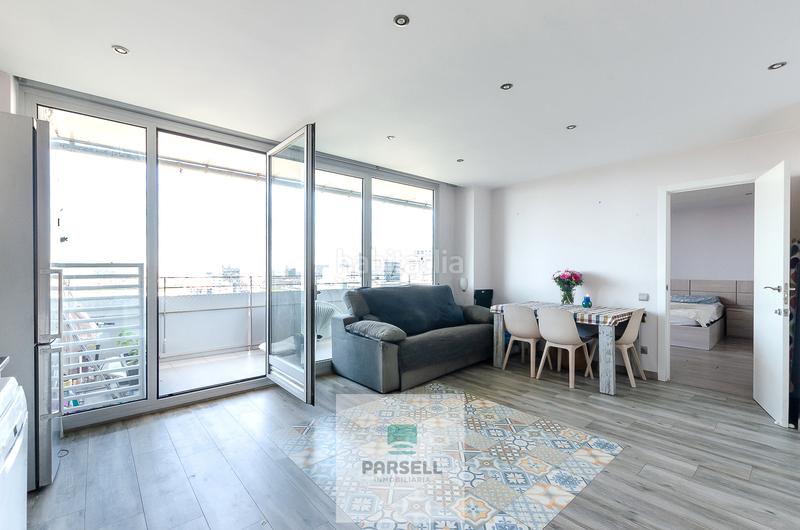 Foto 9803dcae-05d7-4d2a-9117-bdc5779f5e39. Piso  en venta, planta 15º con piscina, diagonal mar en Barcelona