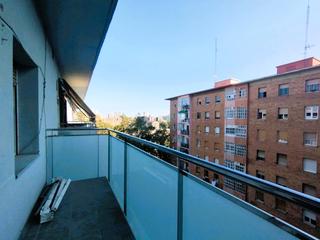 Appartement  Carrer del paraguai. Piso en venta con balcon!