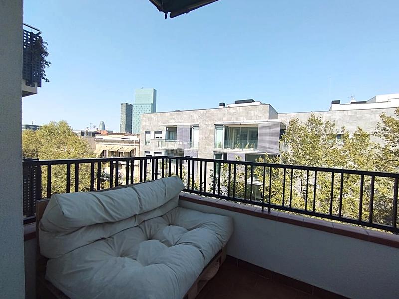 Foto cadaf9fa-423f-423a-af0a-123295d82637. Piso  con balcon / terraza en Poblenou! oportunidad! en Barcelona