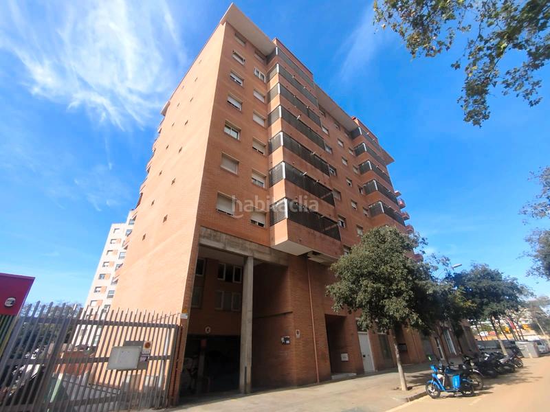Foto e7898e60-78e2-41eb-965c-88e6c379fe1a. Parking coche parking en venta calle fluvia, en Sant Martí de Provençals Barcelona