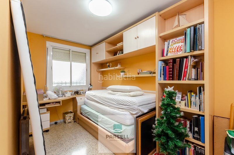 Foto 1b8ecc0f-8841-4406-8d1d-7ea1624f3a4f. Pis amb calefacció aparcament a Provençals del Poblenou Barcelona