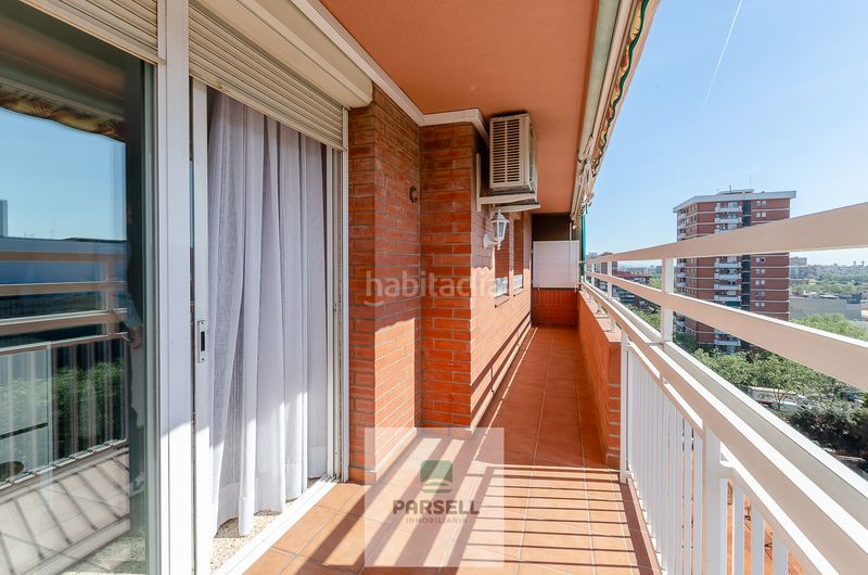Foto b3a6d12b-f2af-4cc2-a342-49972f6e19fc. Pis amb calefacció aparcament a Provençals del Poblenou Barcelona