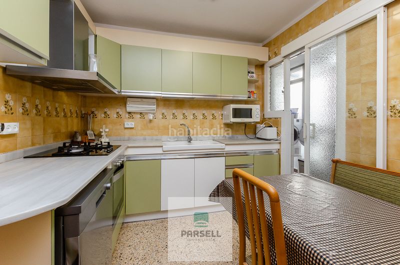Foto d296f6f2-b29d-492b-8e3d-524ccbe53735. Pis amb calefacció aparcament a Provençals del Poblenou Barcelona
