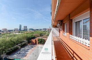 Pis  Gran via de les corts catalanes. Piso y parking en venta en el barrio de sant marti / poblenou -