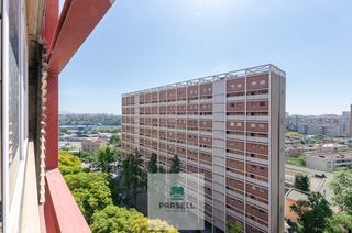 Dúplex  Carrer de guipúscoa. Duplex en venta en barcelona con balcón / terraza, preciosas vis