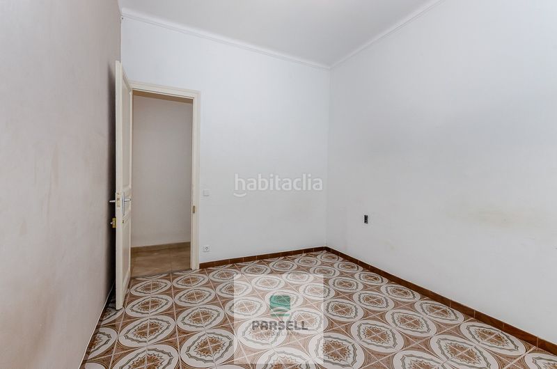 Foto f98aace8-b6ce-4ec1-a46f-0ba0662b2f13. Pis a L´Antiga Esquerra de l´Eixample Barcelona
