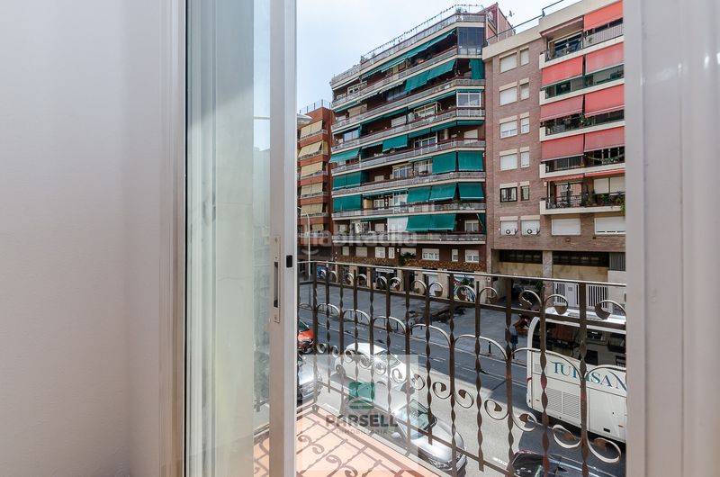 Foto f95b29e7-7925-450a-adbf-b788a2a9ada6. Pis a El Camp de l´Arpa del Clot Barcelona