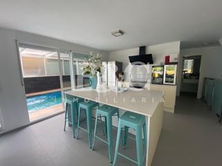 Casa adossada a El Hornillo. Adosado con piscina privada en el hornillo