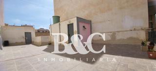 Reihenhaus in Casco Antiguo. Adosado en pleno juan carlos i, águilas