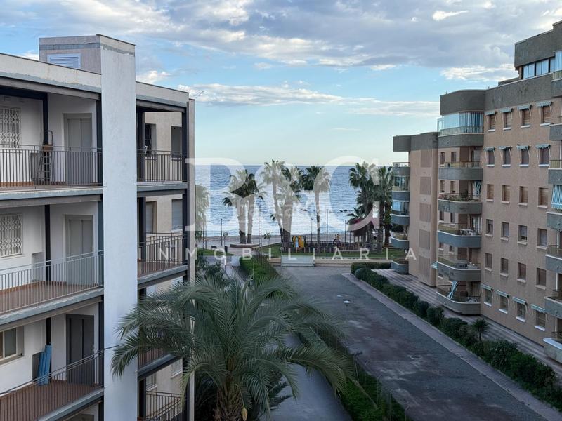 Foto a78e159c-750e-4cc5-8a46-8f717784c925. Flat with parking in Delicias Águilas