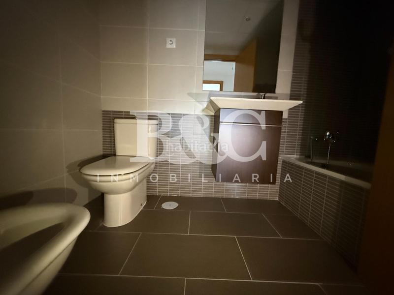 Foto ebdbda67-31d5-4506-a7bd-50ee9bd3df60. Flat with parking in Delicias Águilas