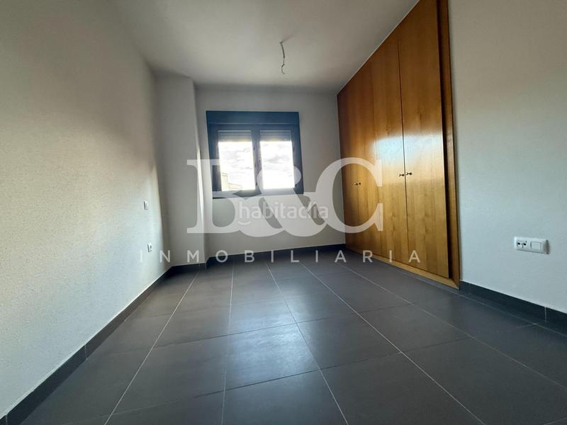 Foto f9ff2bf3-4432-4c39-999c-381999edf9aa. Flat with parking in Delicias Águilas