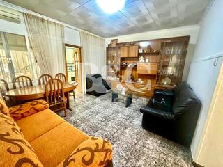 Casa in Casco Antiguo. Casa planta baja en la zona de la huerta