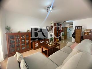 Appartement à Casco Antiguo. Piso en el centro de aguilas