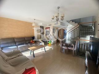 Casa adossada a Las Lomas - Las Yucas. Adosado en el rubial con local comercial de 56 m2