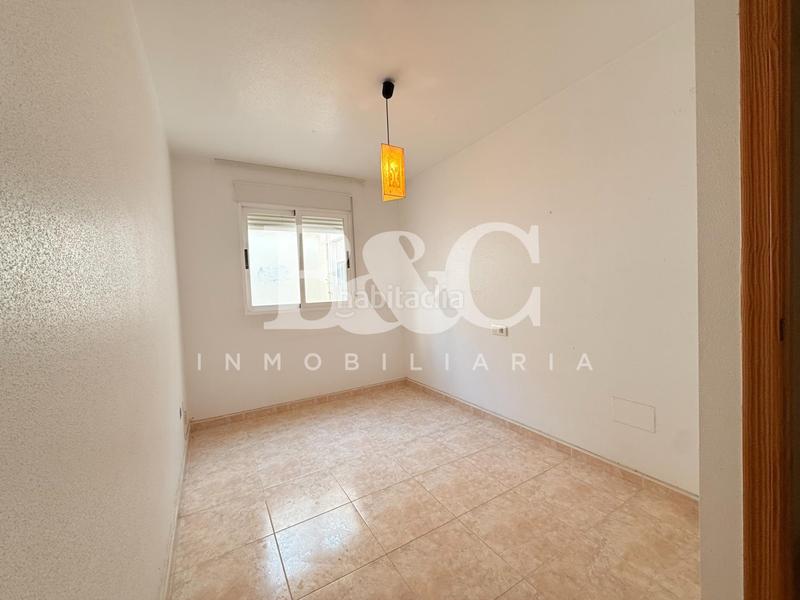 Foto d52ae1e1-a6d7-41cc-8ec0-f347be74b660. Casa adossada amb calefacció aparcament a Águilas
