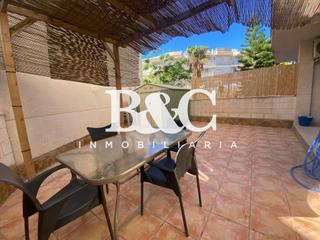 Apartament a Los Collados-Los Geraneos. Apartamento en planta baja con terraza en residencial los collad