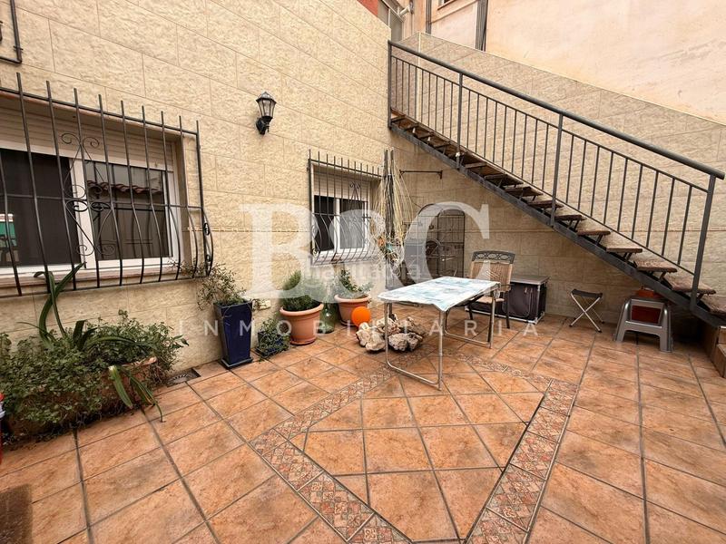 Foto d85272e5-73ae-4d91-89ae-58cb0a859a4a. Casa a schiera con riscaldamento in Casco Antiguo Águilas