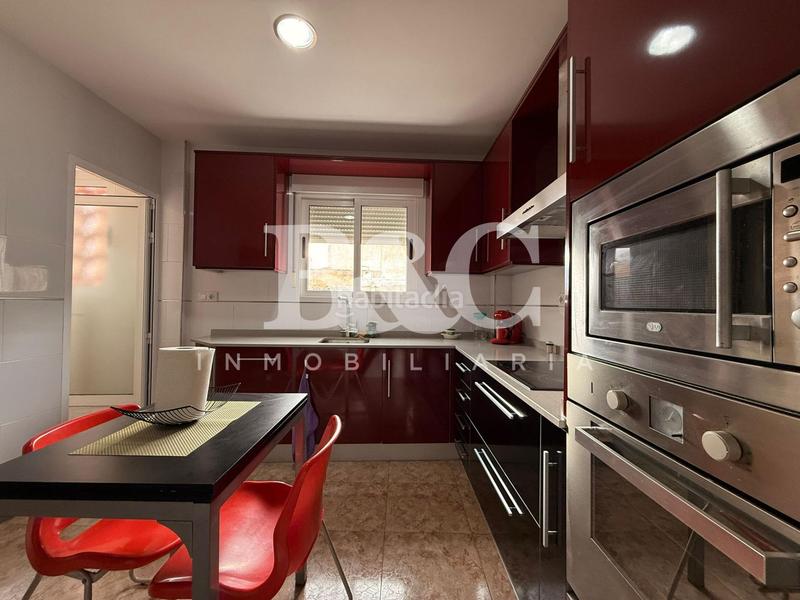 Foto f432932e-85cb-4010-b0d8-17515f13e102. Pis a Casco Antiguo Águilas