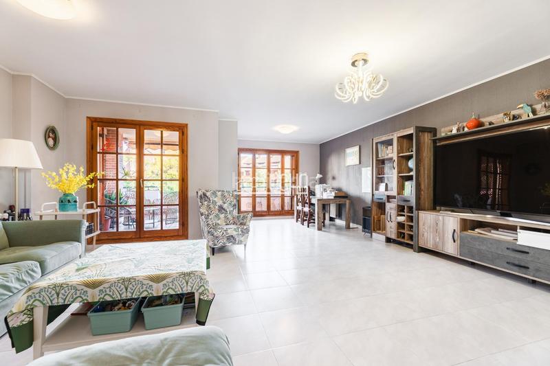 Foto 1a5ce409-f6ae-476f-9ec0-656efe387701. Towny house with heating parking in Mas Camarena Bétera