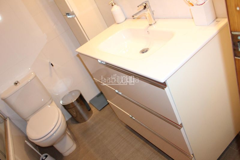 Foto 308a1670-4abe-404f-a90e-ed9eb0ad761e. Lloguer casa adossada amb calefacció aparcament piscina a Bétera