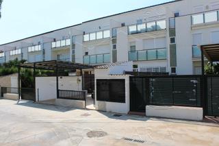 Casa adossada a Mas Camarena. Venta de adosado mas camarena