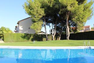 Location Maison jumelée à Mas Camarena