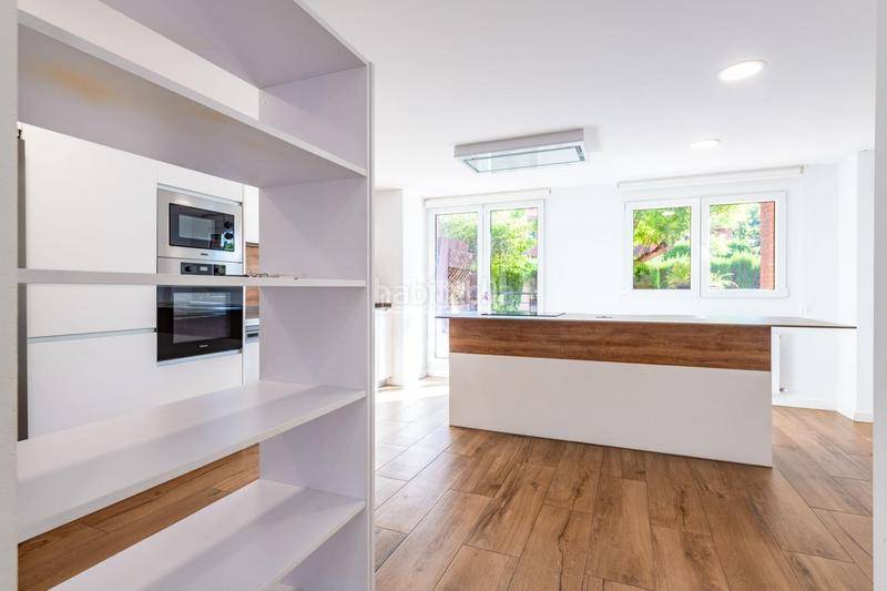 Foto c4e9884e-7b00-4374-bf58-e0eac5248fc7. Casa adossada amb calefacció aparcament piscina a Bétera