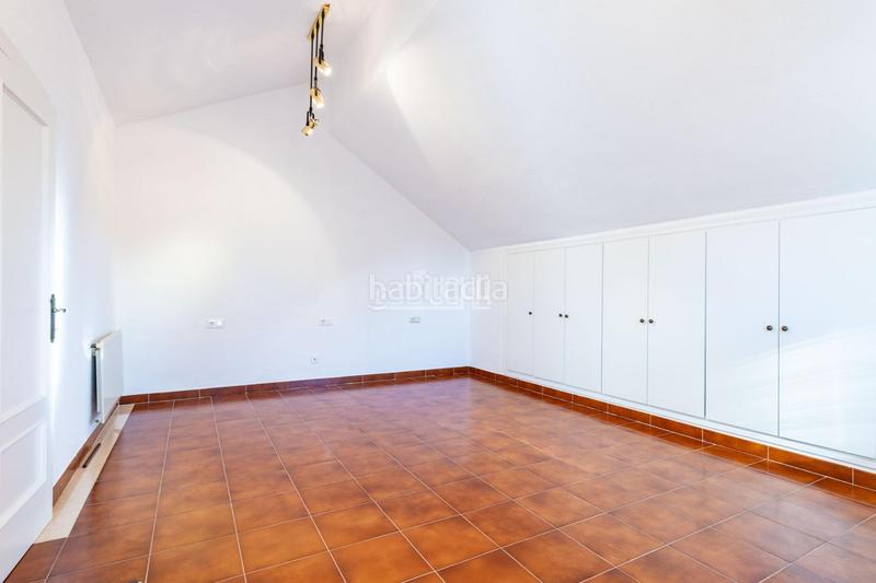 Foto 5441d7d5-bffa-4515-b54c-76615a5413a7. Semi detached house with heating parking pool in Mas Camarena Bétera