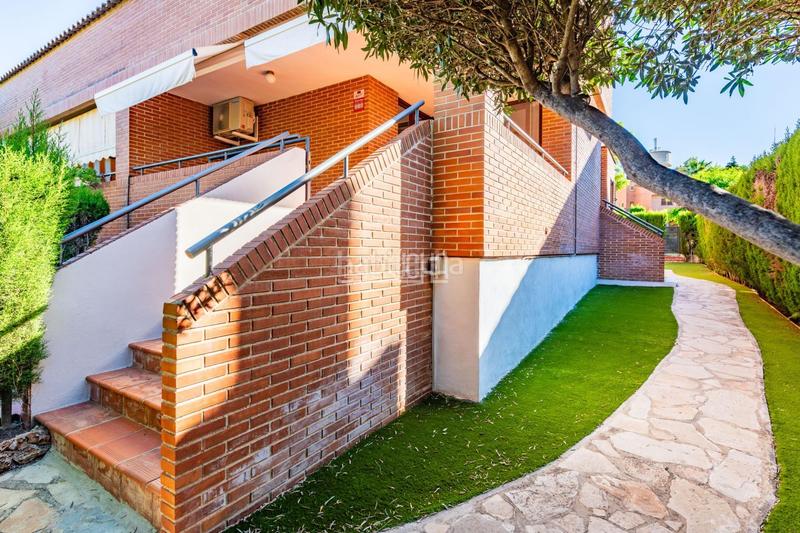 Foto 7bf1b907-f637-4949-a1c8-65c01c8ccb87. Semi detached house with heating parking pool in Mas Camarena Bétera