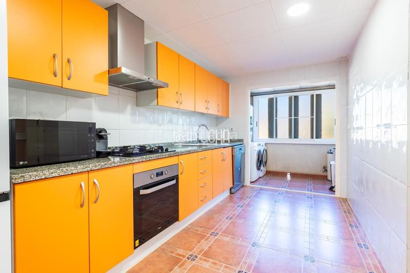 Foto 180c45a8-eb41-40f3-8e36-8f16d8196500. Casa adosada exclusiva vivienda adosada en Mas Camarena, en Bétera