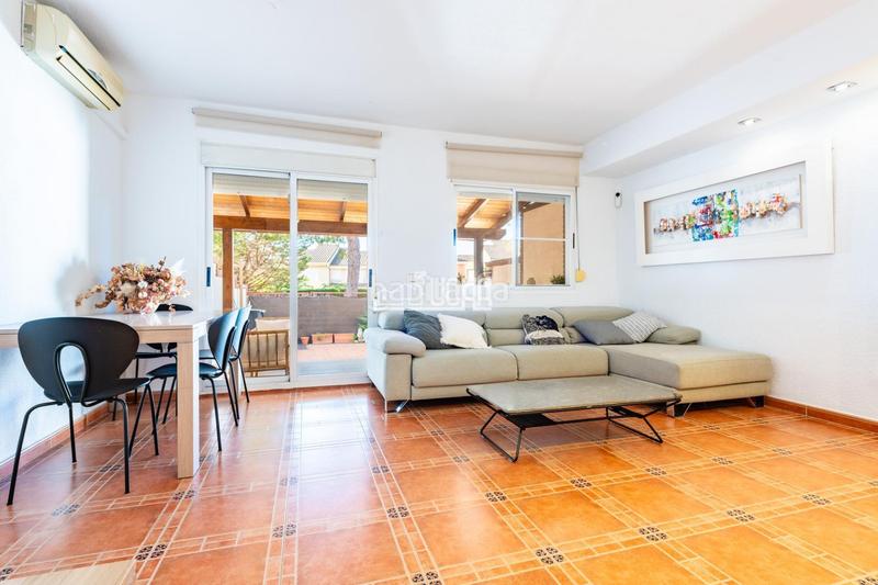 Foto 248abdc6-fcf2-4b9a-96ae-925972919193. Casa adosada exclusiva vivienda adosada en Mas Camarena, en Bétera