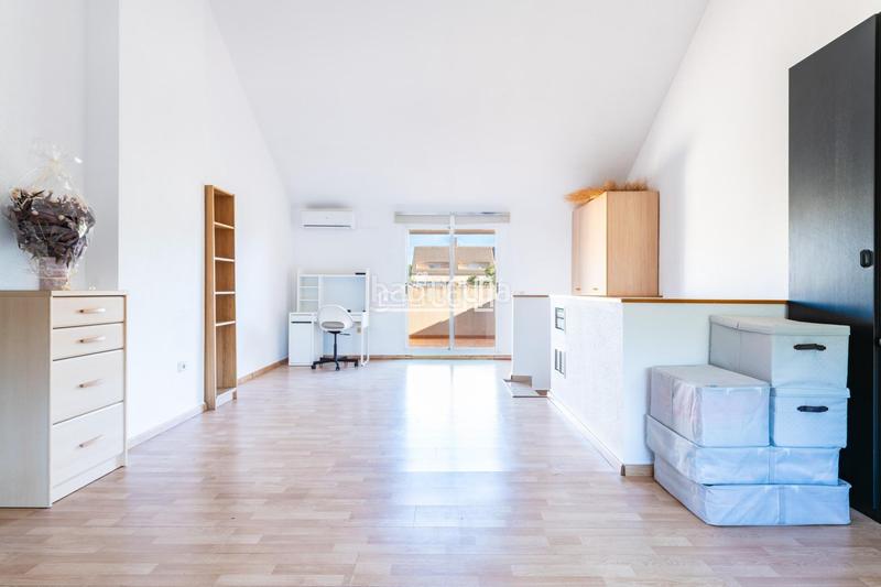 Foto 381abdc2-0ba1-4e1d-bb89-7b833be4b8d4. Casa adosada exclusiva vivienda adosada en Mas Camarena, en Bétera