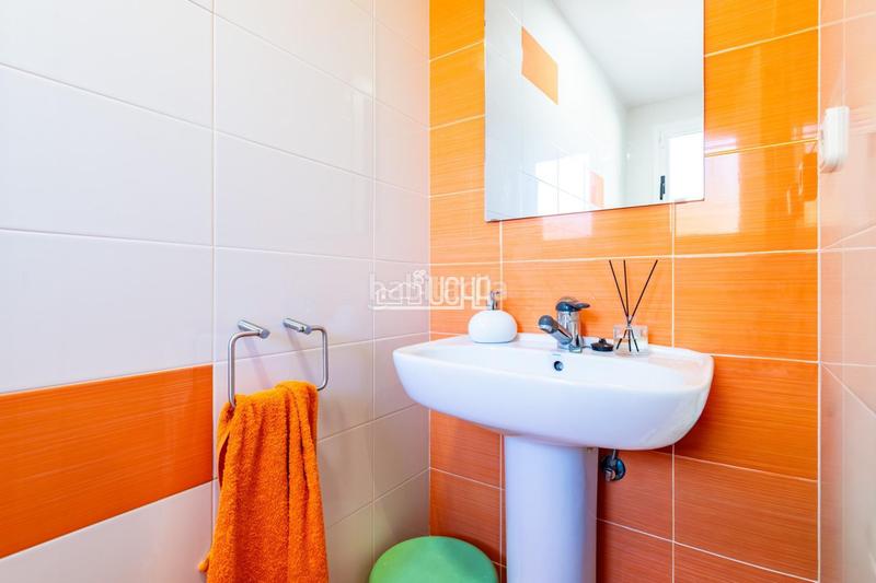 Foto 6a735578-68e4-4300-afe6-4334e225d8a2. Casa adosada exclusiva vivienda adosada en Mas Camarena, en Bétera