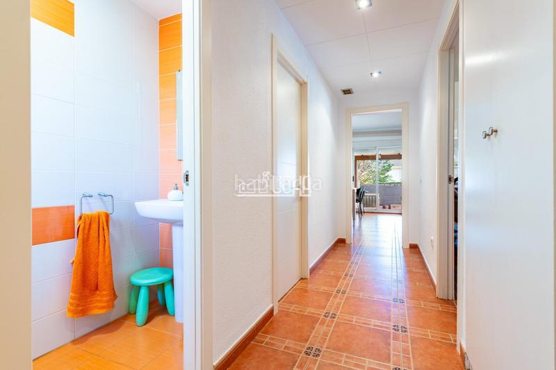 Foto 94a72f70-c827-4fdf-bf7b-b2fb0a6e4517. Casa adosada exclusiva vivienda adosada en Mas Camarena, en Bétera