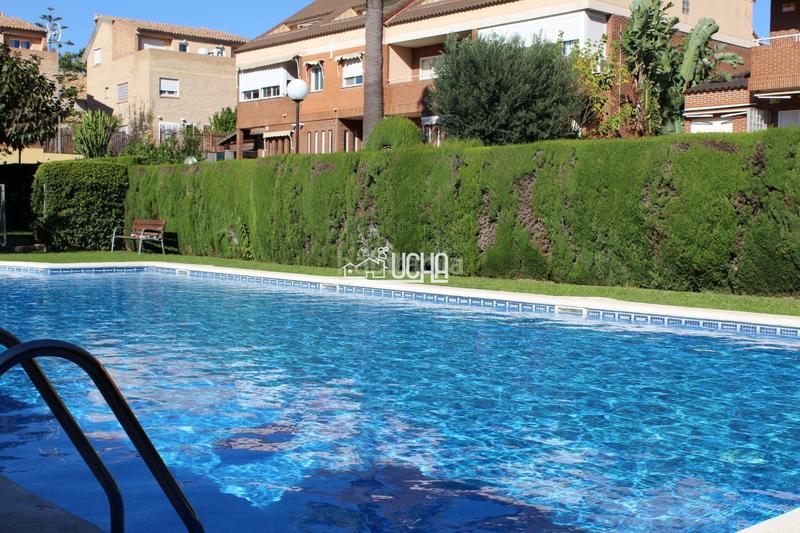 Foto b792a26e-ff75-4bc5-9ec6-c6eb36a69bd8. Casa adosada exclusiva vivienda adosada en Mas Camarena, en Bétera